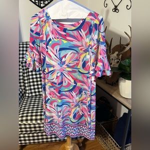 Pappagallo Looks Like a Large Floral Print Dress